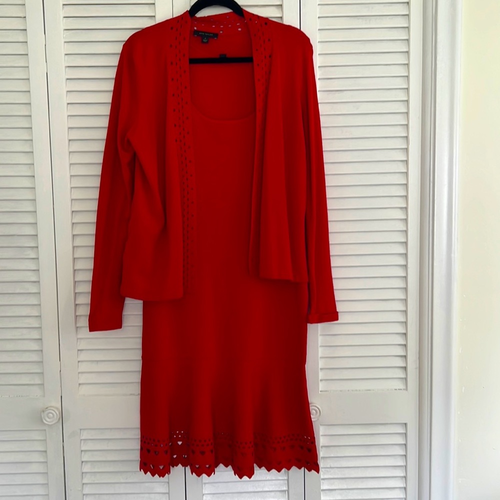 Ann Taylor 2 pc. Set I color red